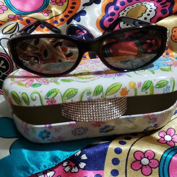 Brighton Sabrina - oval sunglasses (100%UVA/UVB) - Picture 2 of 10